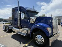 2022 Kenworth W990