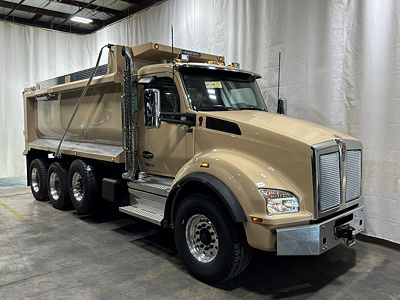 2027 Kenworth T880