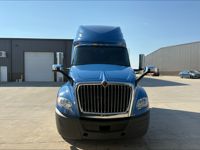 2023 International LT625