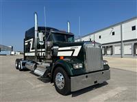 2025 Kenworth W900L