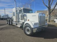 2026 Kenworth W900L