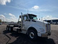 2026 Kenworth T880