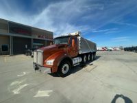 Used 2016 Kenworth T880 for Sale