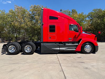 2023 Kenworth T680
