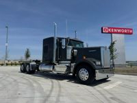 2027 Kenworth W900L