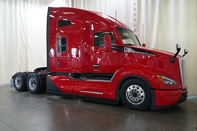 2027 Kenworth T680