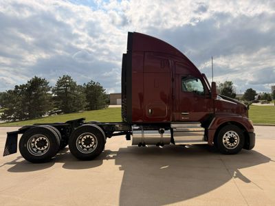 2023 Kenworth T680
