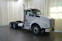 2027 Kenworth T880