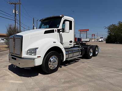 2022 Kenworth T880