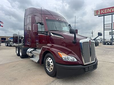 2023 Kenworth T680