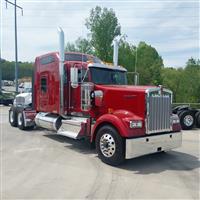 2025 Kenworth W900L