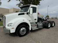 2024 Kenworth T880
