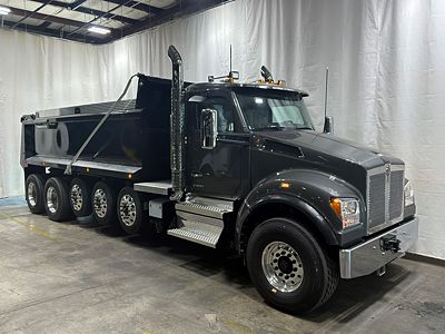 2027 Kenworth T880