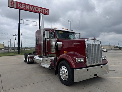 2027 Kenworth W900L