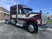 2023 Kenworth W990