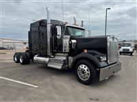 2023 Kenworth W900L