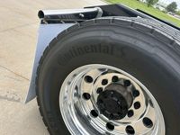2027 Kenworth W900L