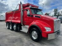 Used 2023 Kenworth T880 for Sale