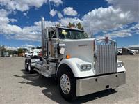 2025 Kenworth W900L