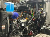 2027 Kenworth T880