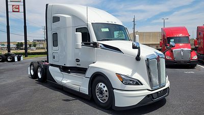 2027 Kenworth T680