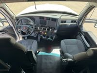 2022 Kenworth T680