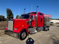 2025 Kenworth W900L