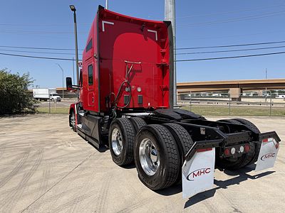 2023 Kenworth T680