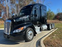 2023 Kenworth T680
