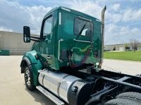 2022 Kenworth T880