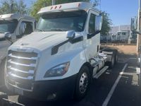 2018 Freightliner CA11364DC