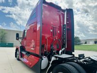 2023 Kenworth T680