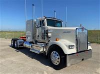 2025 Kenworth W900L