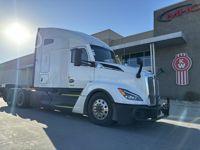 2023 Kenworth T680