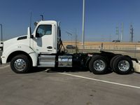 2024 Kenworth T880
