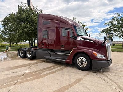 2023 Kenworth T680