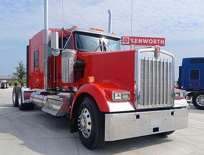 2024 Kenworth W900L