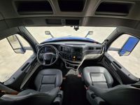 2023 Peterbilt 579
