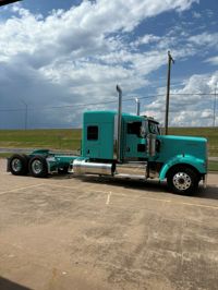 2027 Kenworth W900L