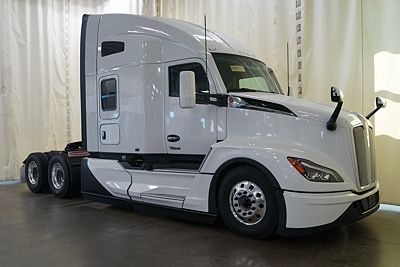 2027 Kenworth T680