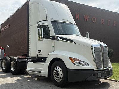 2023 Kenworth T680