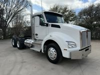 2024 Kenworth T880
