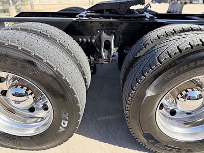 2023 Kenworth T680