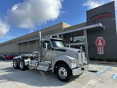 2027 Kenworth T880S PH