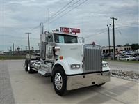 2025 Kenworth W900L