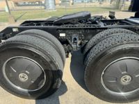 2022 Kenworth T680