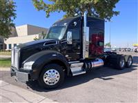 2021 Kenworth T880