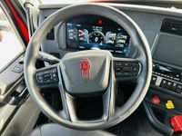 2023 Kenworth T680