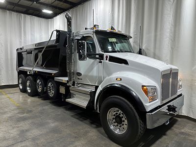 2027 Kenworth T880S