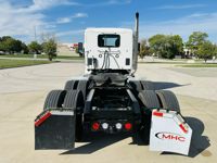 2024 Kenworth T880